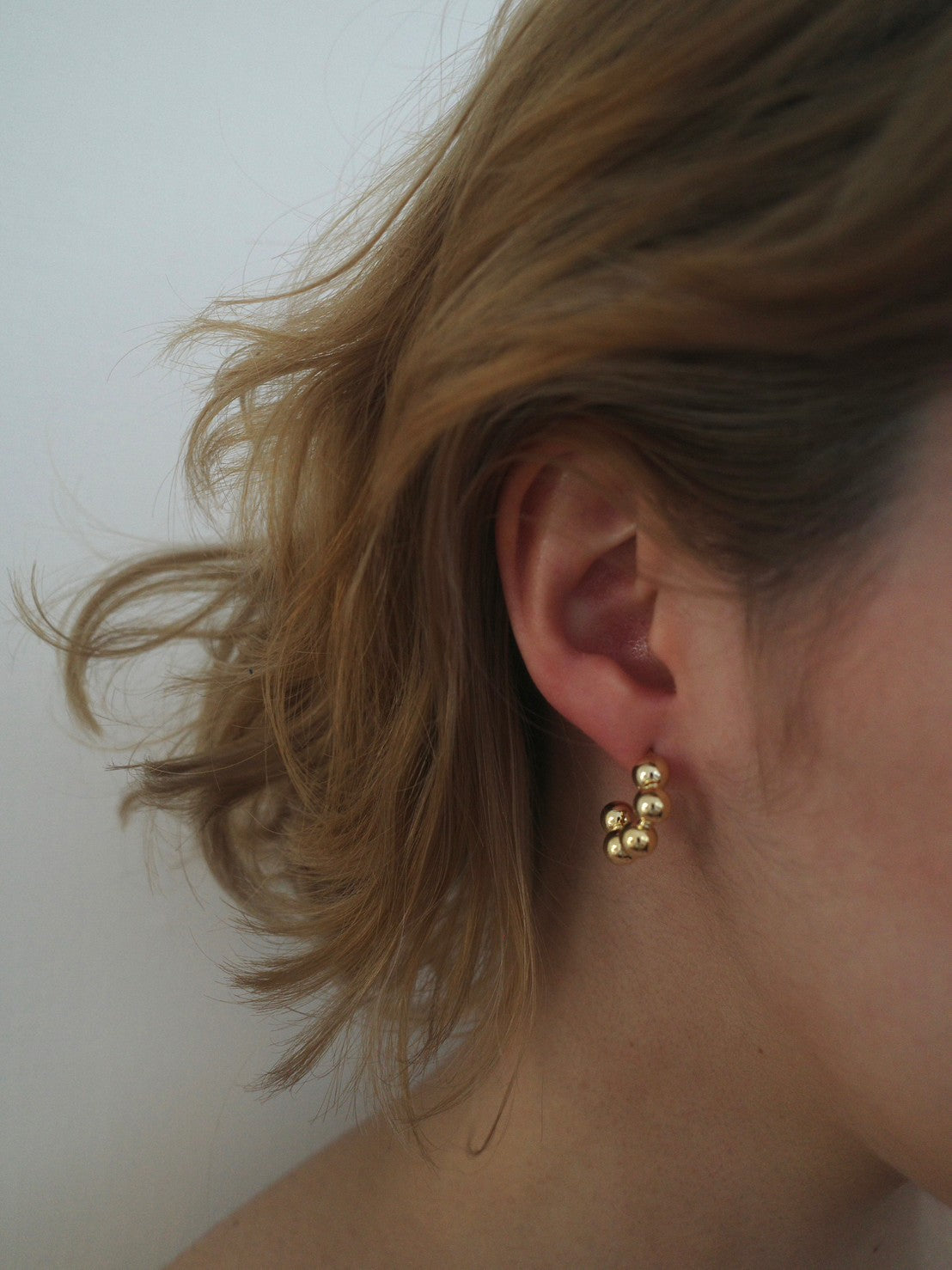 tres Dot Pierce (Gold) 2