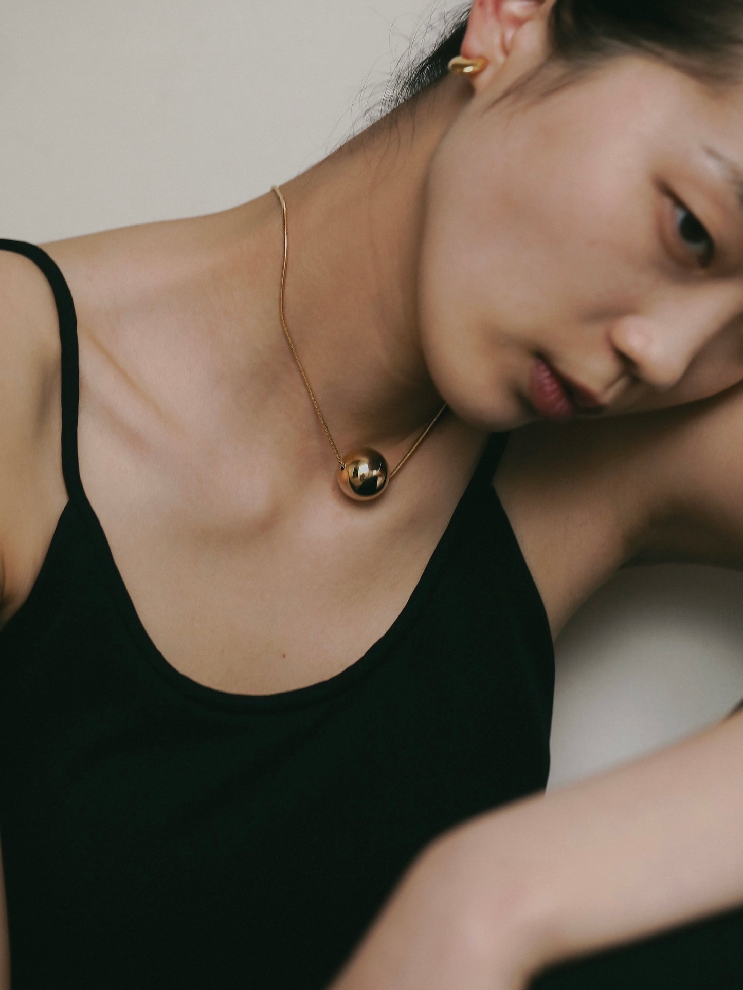 Ball snake Necklace (Gold)