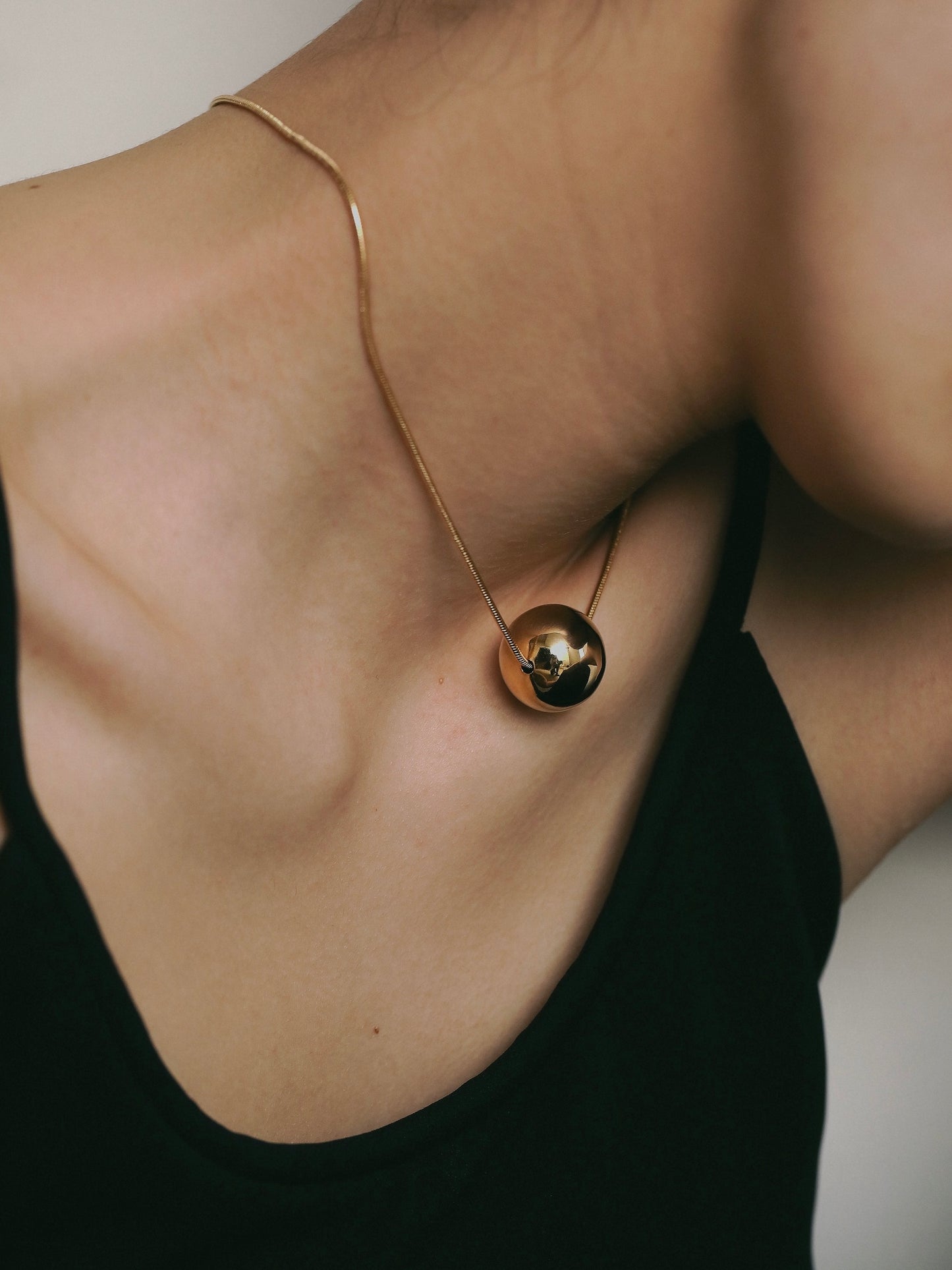 Ball snake Necklace (Gold)