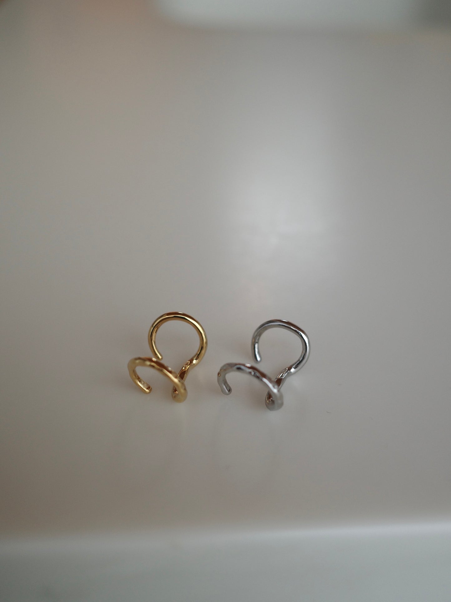 Double nuance Earcuff (Gold)