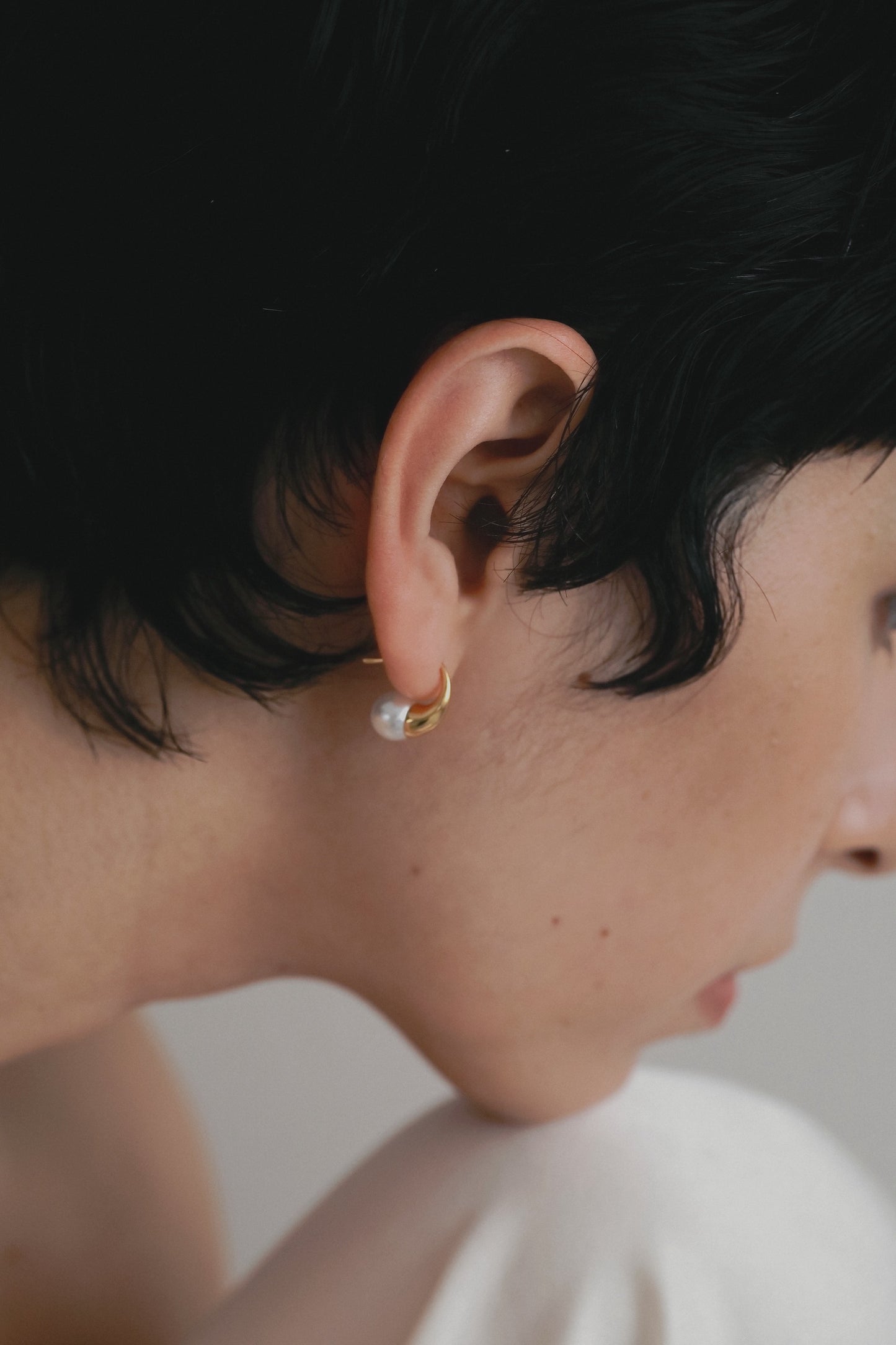 ［silver925］Curve pearl Pierce (Gold)