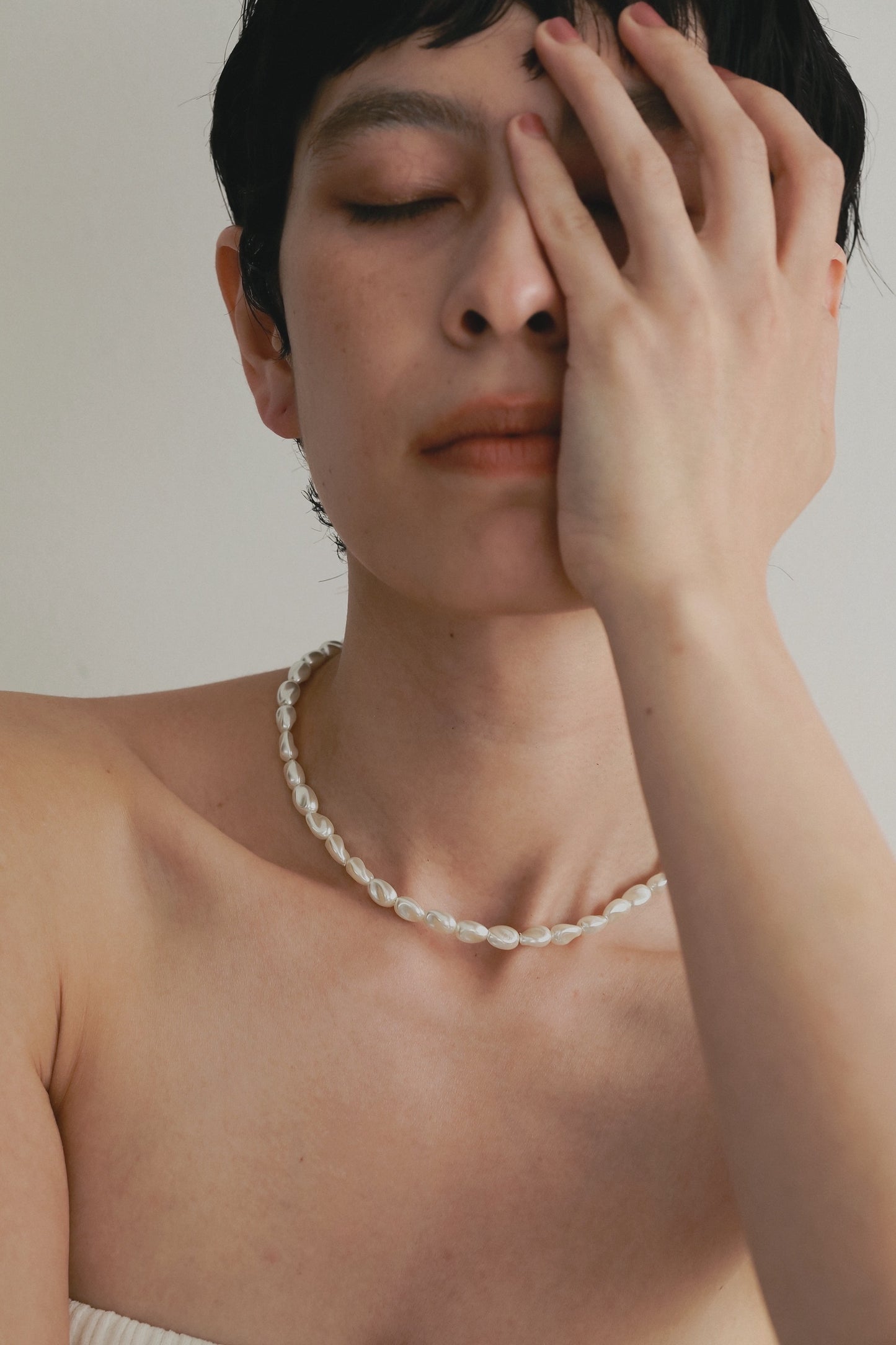 Twist pearl Necklace (White×Silver)