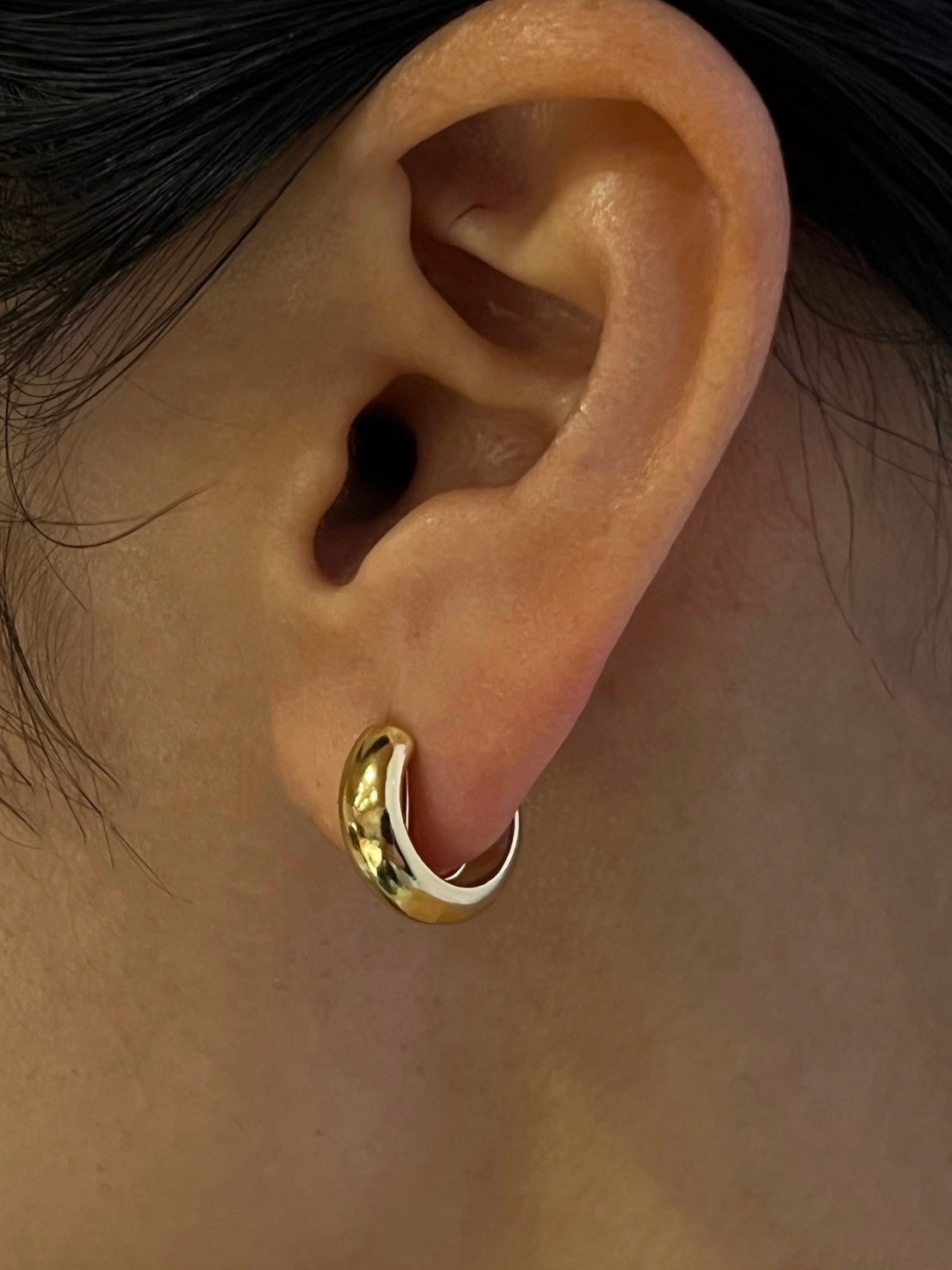 Mini hoop Earring (Gold)