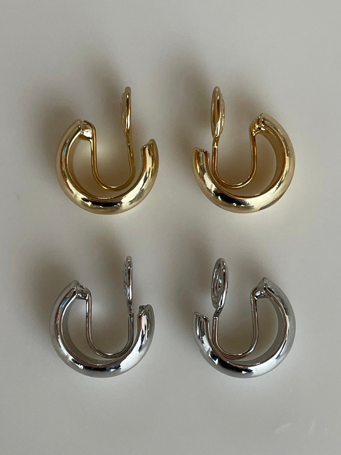 Mini hoop Earring (Gold)