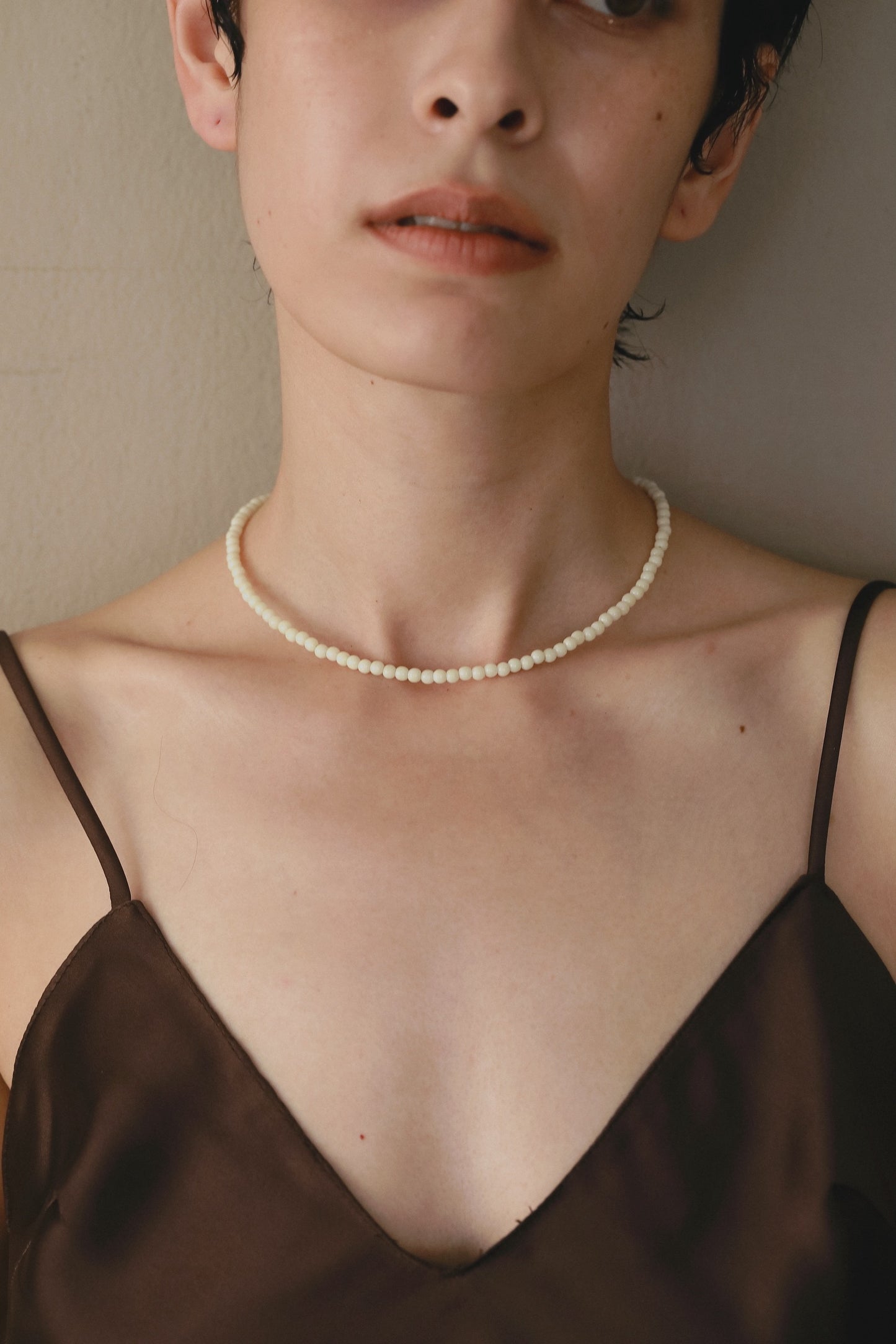 Round beads Necklace (Ivory)
