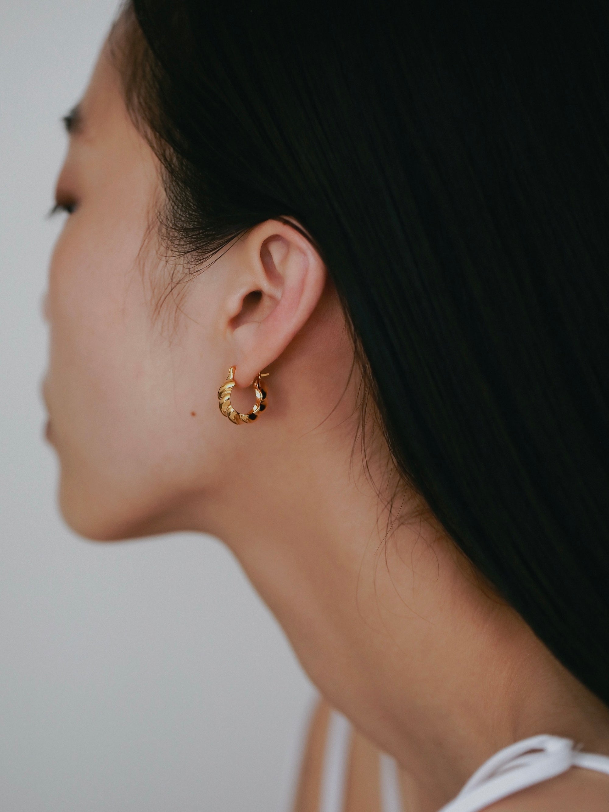 silver925］Screw Pierce (Gold) – TRES