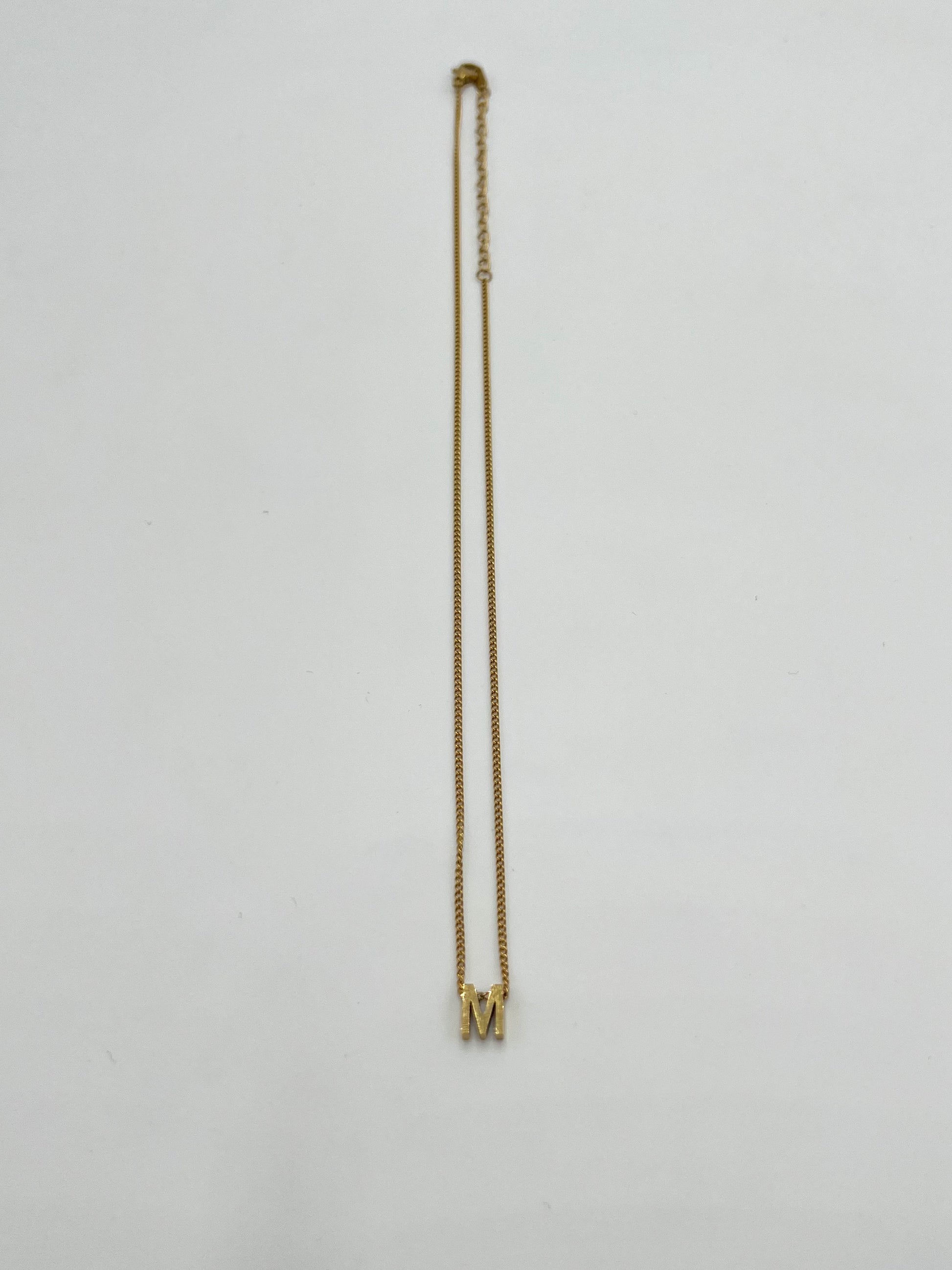 tres ［サージカルステンレス］Initial Necklace (Gold) 6
